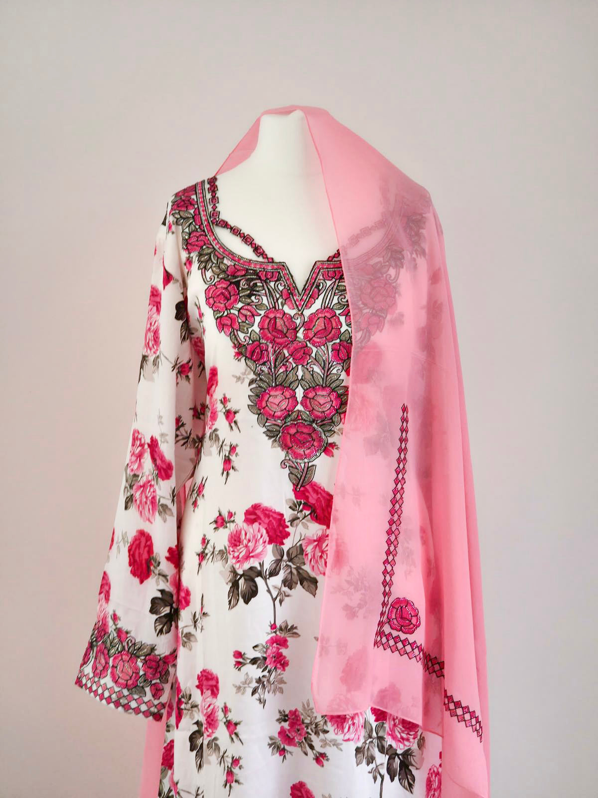 Fayza Collection - Rose