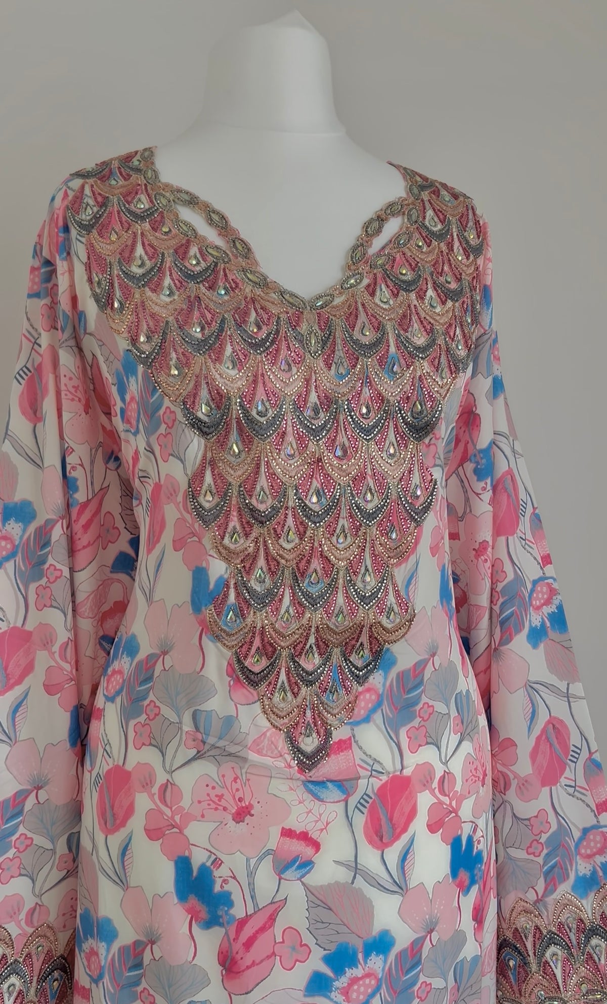 Rosa Noor — view 2